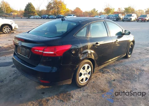 2017 Ford Focus S from USA, damaged, VIN 1FADP3E22HL252681
